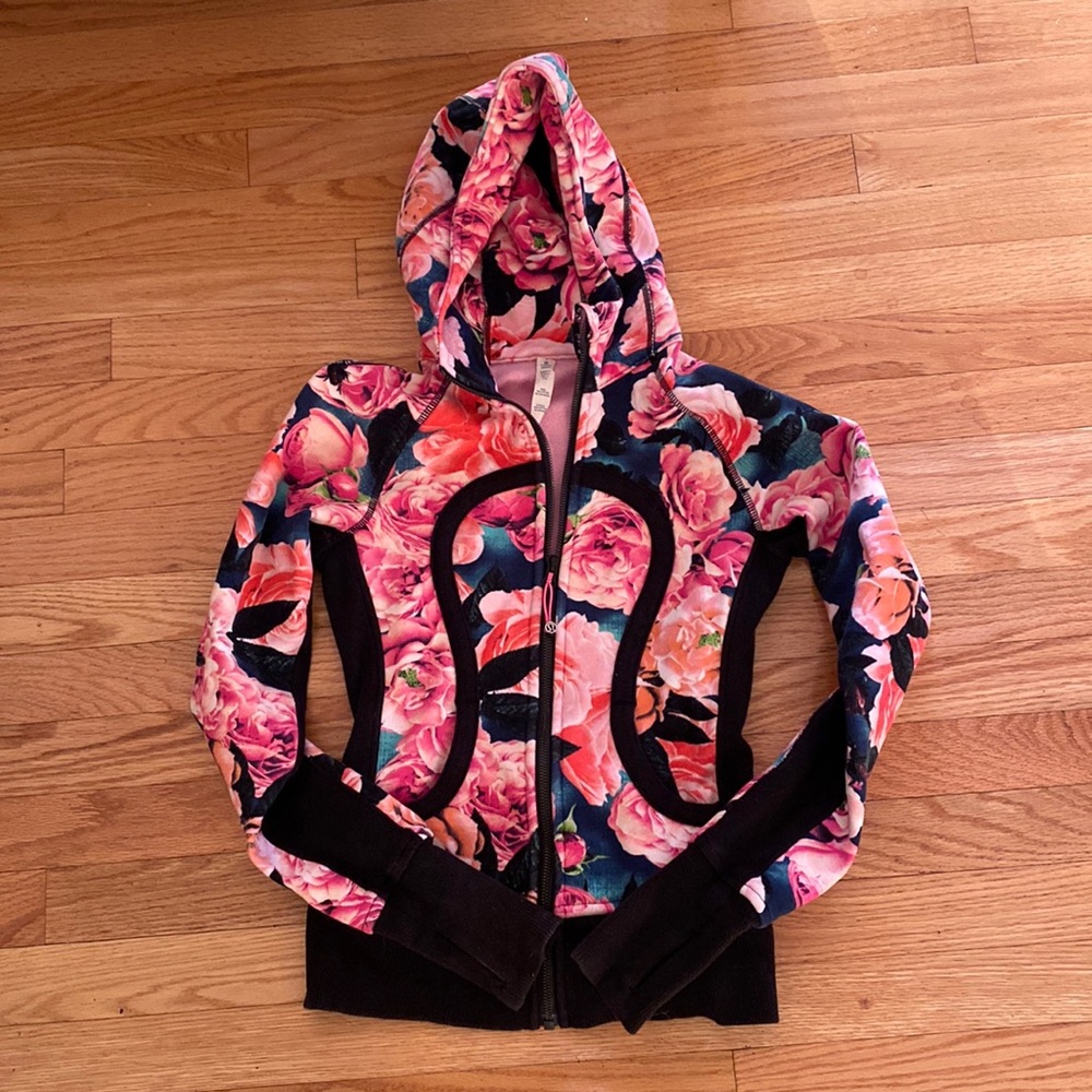 Lululemon scuba sweater
